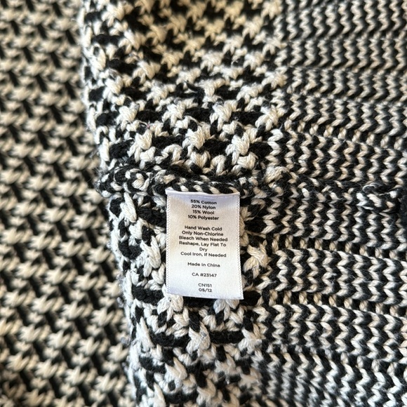 Talbots Chunky Knit Cardigan Open front Size Medium - Picture 9 of 9